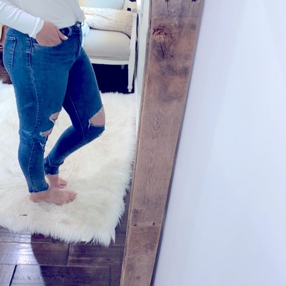 Levi’s high rise 720 super skinny distressed jeans size 28/30 - Picture 2 of 11